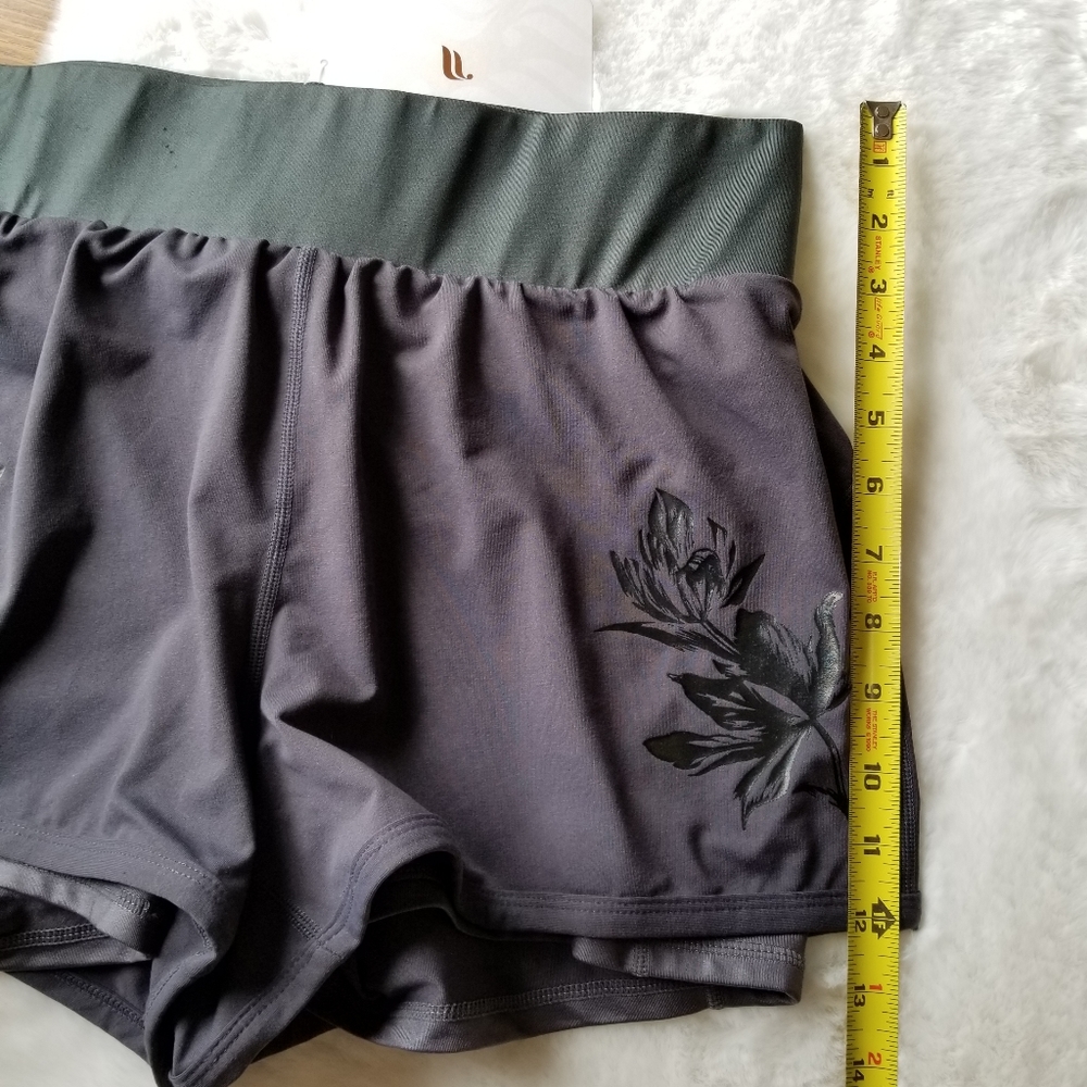 Fabletics Olesia Shine Short Skort Pockets M - Picture 11 of 16